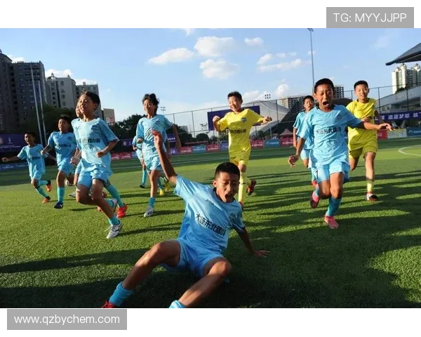 中国足球明星独家采访揭秘成长历程与未来梦想的背后故事