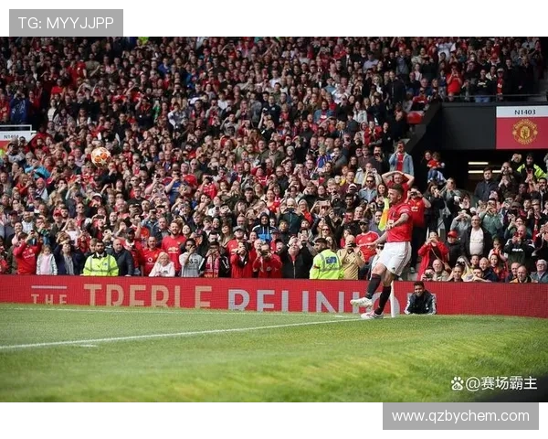 伤病困扰下的足球明星们如何重返赛场与辉煌的故事