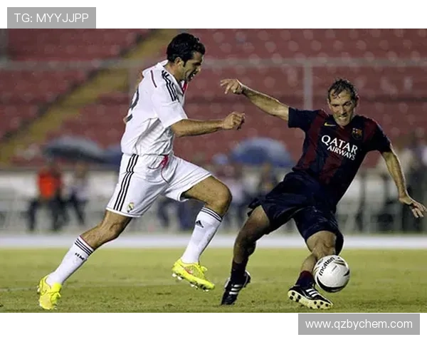 什么足球明星与罗一起创造传奇时刻的背后故事揭秘