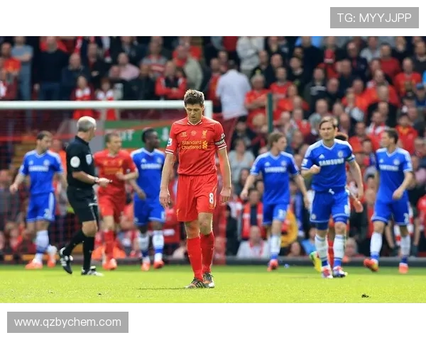 传奇足球明星杰克的精彩瞬间与辉煌成就全景展示