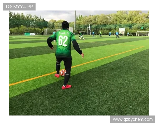 足球明星贾蒂尔的传奇人生与场上风采揭秘